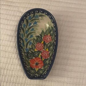 Kali Blue and White Ceramic Spoon Rest